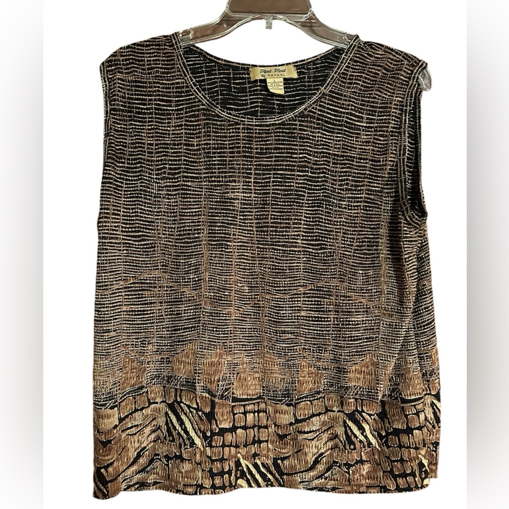 Pleat Plest by Rafael Top